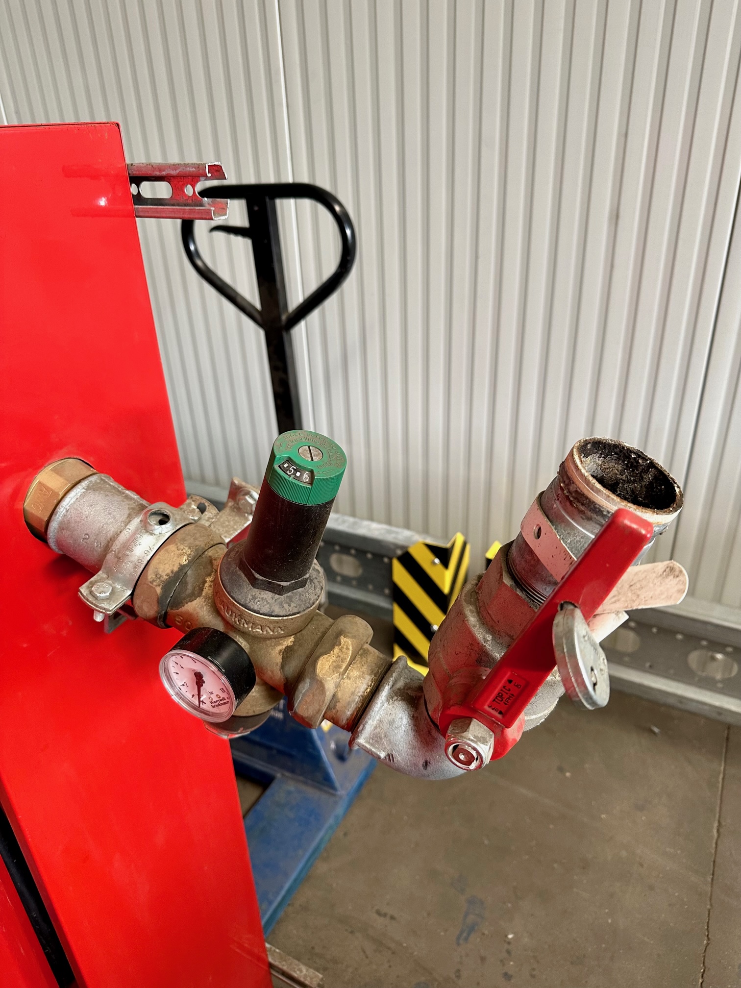 Wandhydrant TYP F , 35m Schlauch , Gebrauchtware